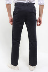 Cardinal Celana Panjang Chinos Regular Fit Pria F2052BK02F